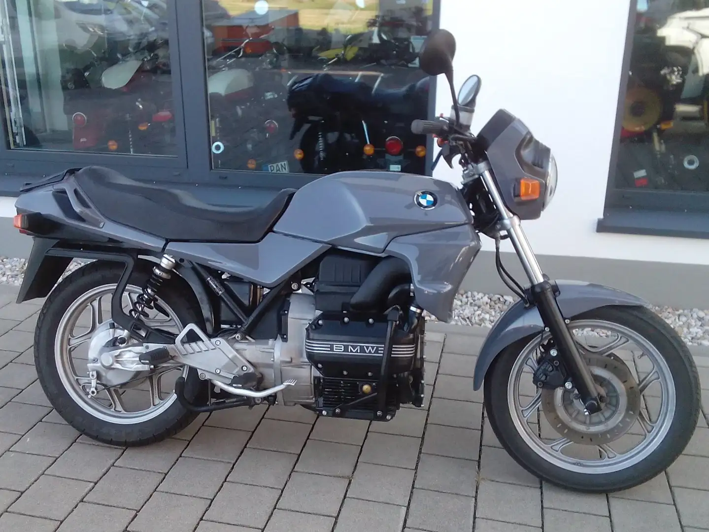 BMW K 75 Top-Zustand mit Koffer und zweiten Motor Szary - 1