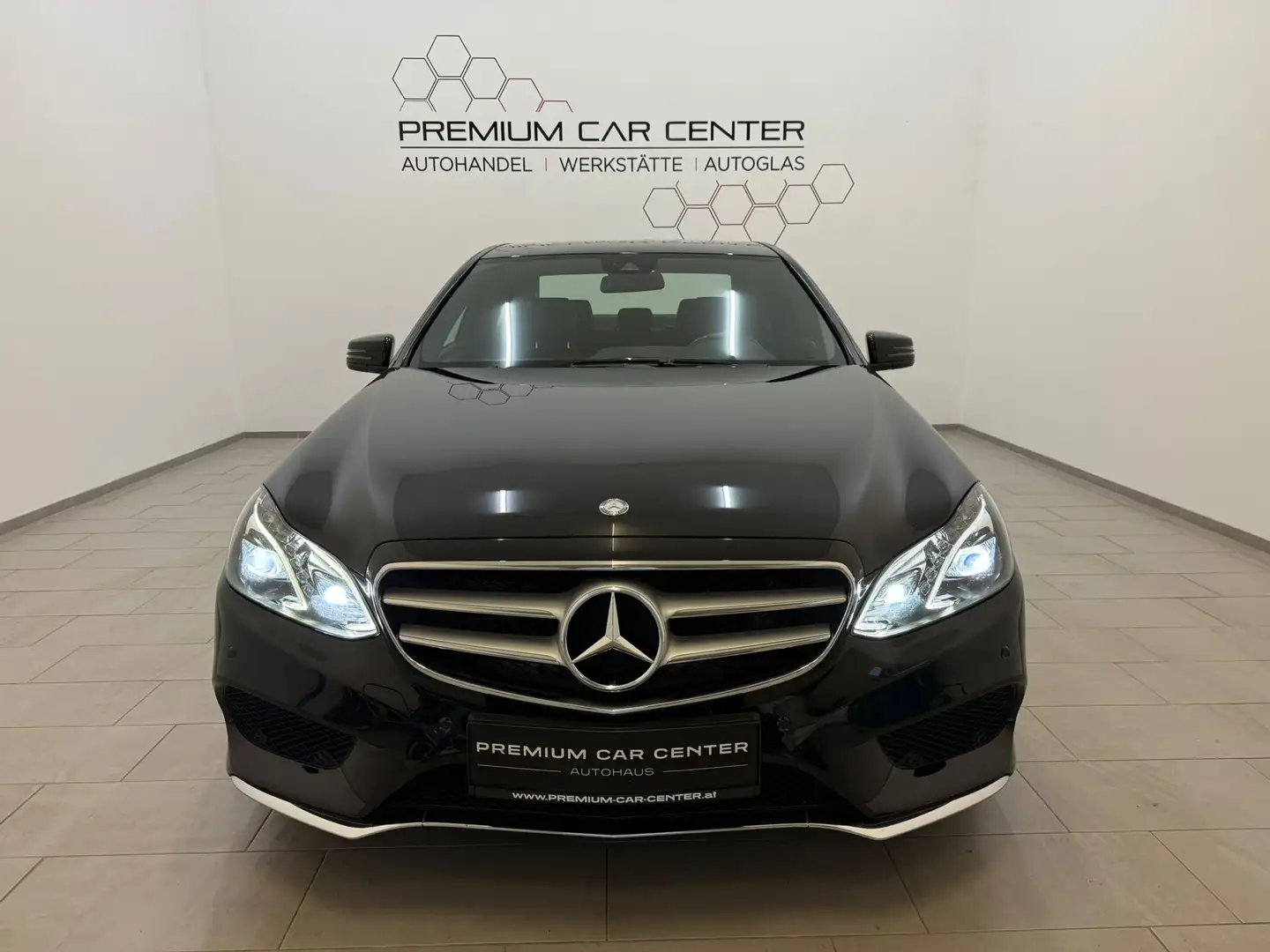 Mercedes-Benz E 350 CDI 4MATIC Avantgarde Aut. AMG-LINE / NAVI / XENON Schwarz - 2