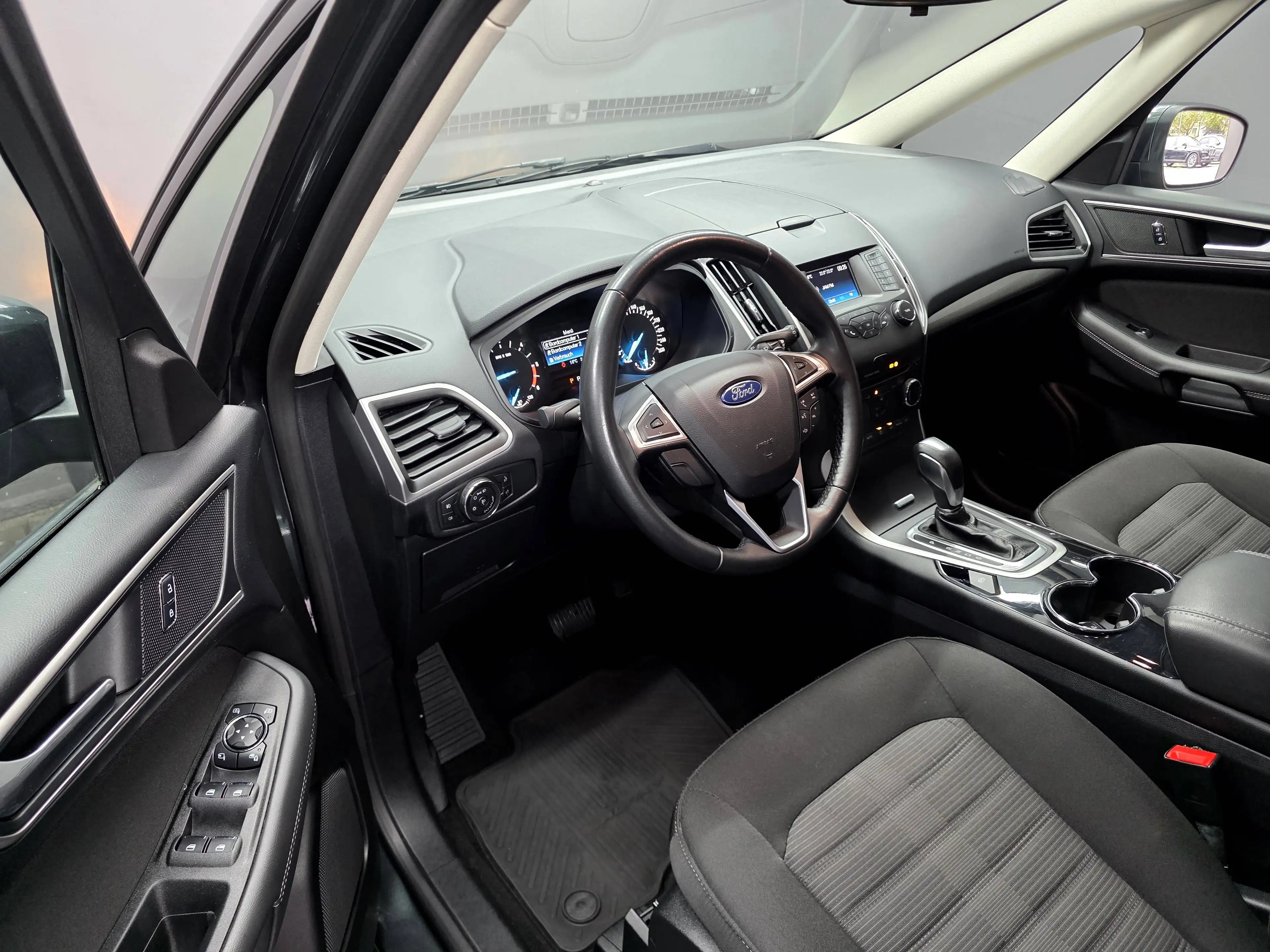 Ford Galaxy 2.0 TDCi, 7 SITZER, AUTOMATIK, PARKTRONIK — photo 8