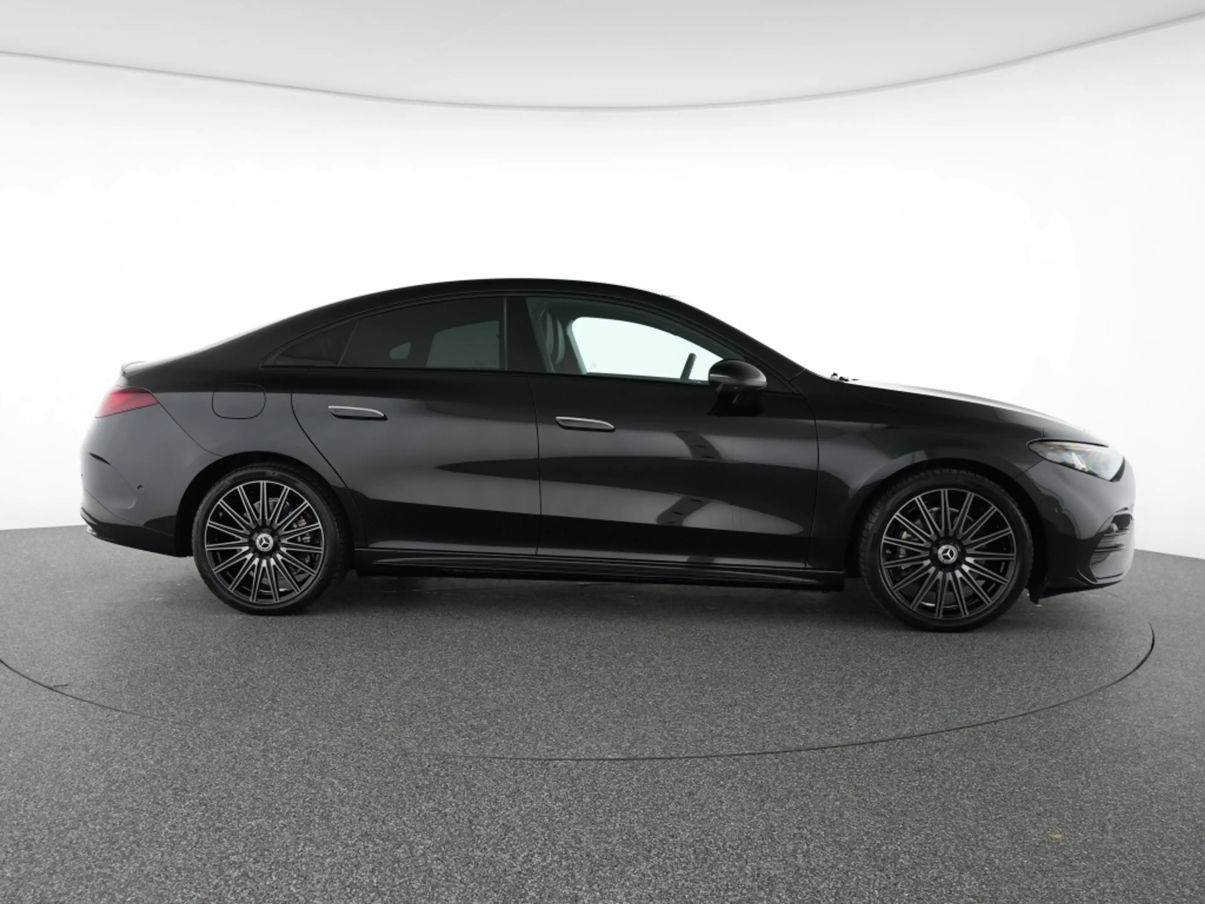 Mercedes-Benz CLA 250 + AMG+ Night HUD Multibeam LED 360° Pano — photo 5