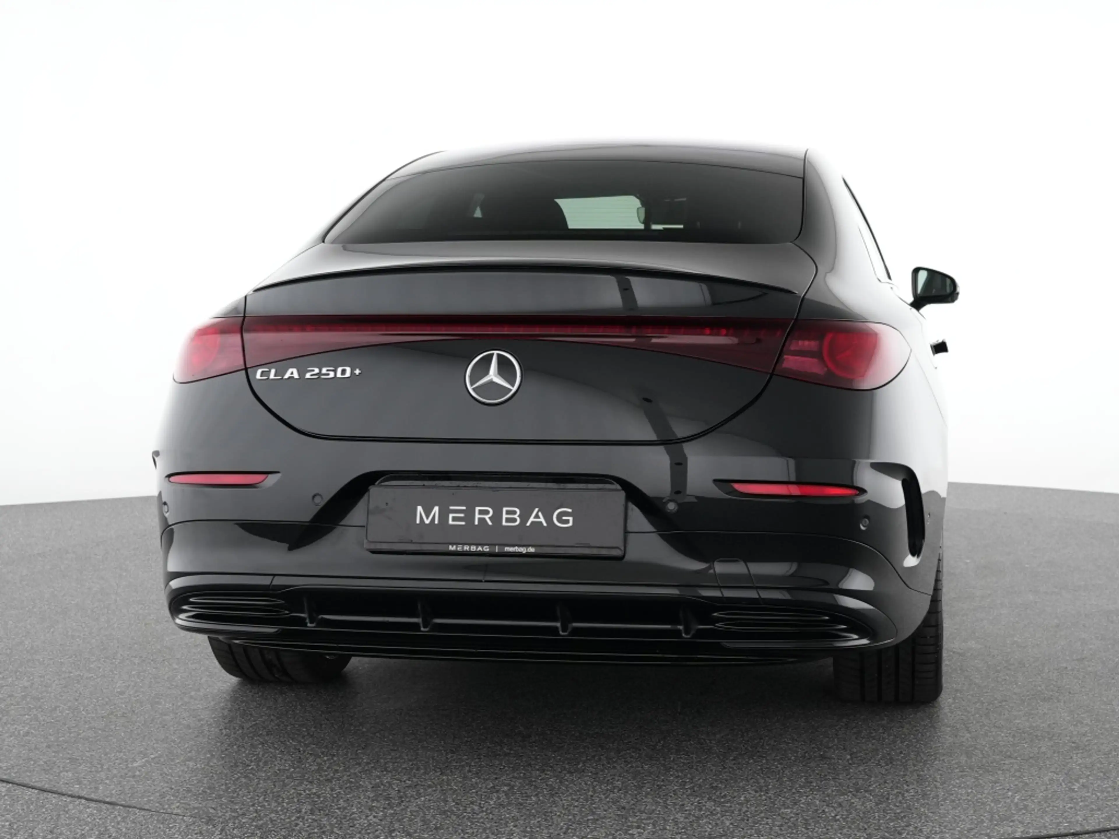 Mercedes-Benz CLA 250 + AMG+ Night HUD Multibeam LED 360° Pano — photo 4
