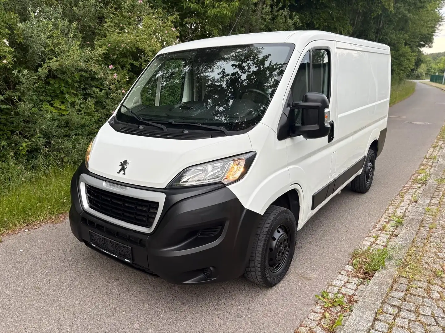 Peugeot Boxer L1H1 Pro BlueHDi 130 Klima AHK Tempomat Bianco - 1