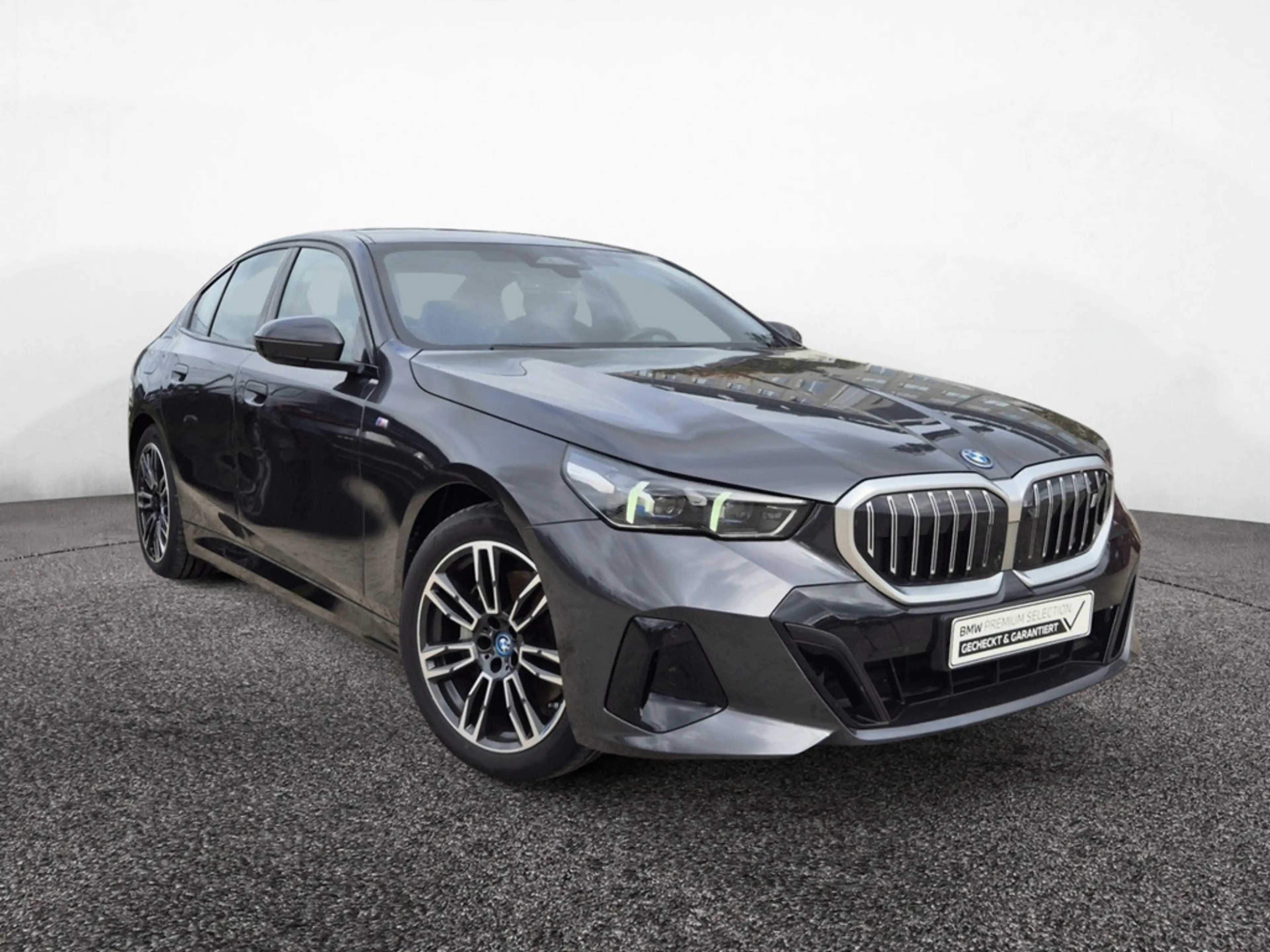 BMW i5 eDrive40 M-Sport AHK+HUD+ACC+360°KAM+H/K — photo 3