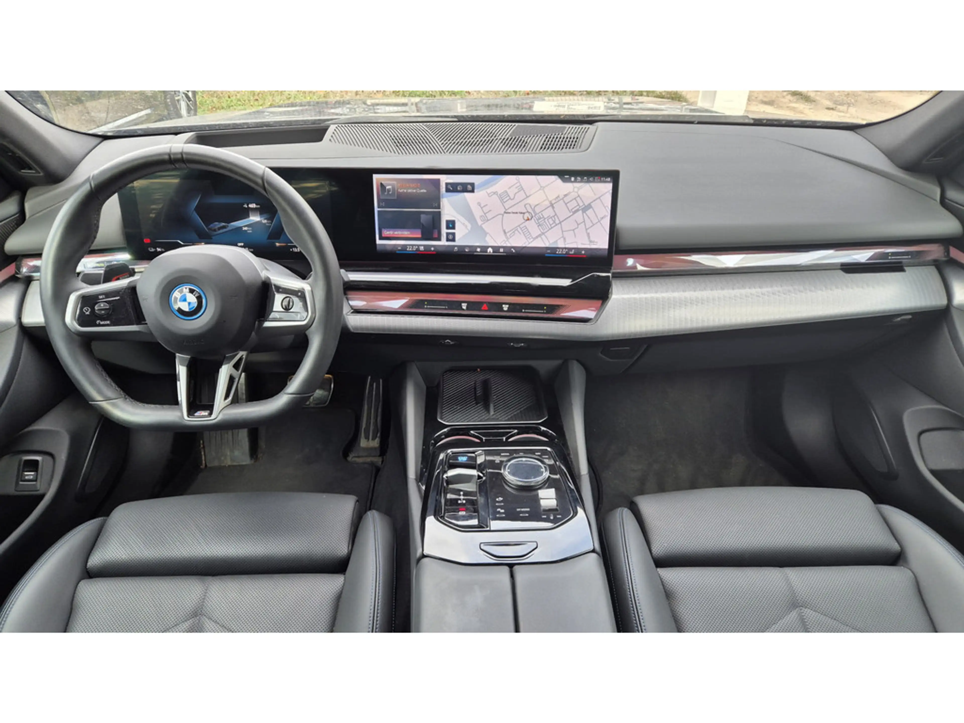 BMW i5 eDrive40 M-Sport AHK+HUD+ACC+360°KAM+H/K — photo 7
