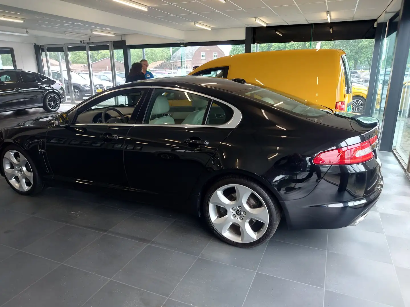 Jaguar XF XF 4.2 V8 SV8 S/C Nero - 2