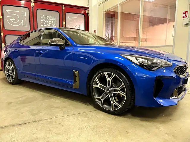 Kia Stinger GT LINE-2.0 GDI 245 CV Auto-Tetto apribile