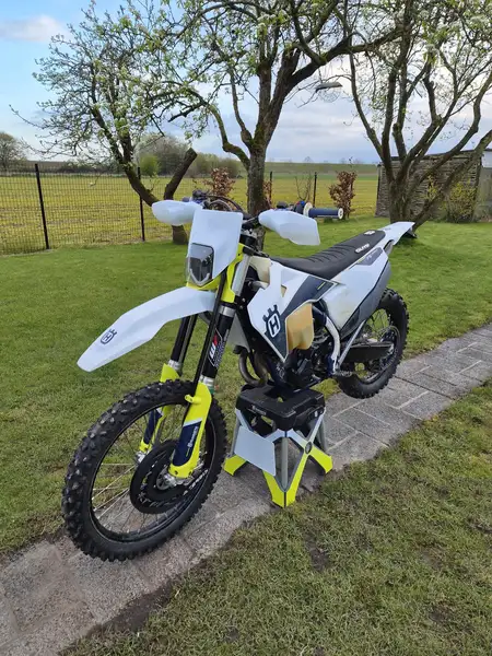 Husqvarna FE 350 - foto 3