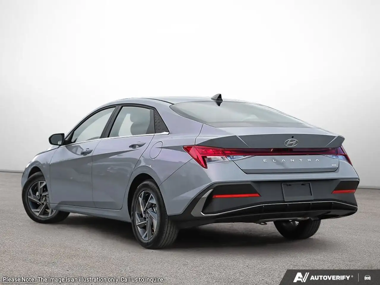 Hyundai ELANTRA photo Hyundai ELANTRA