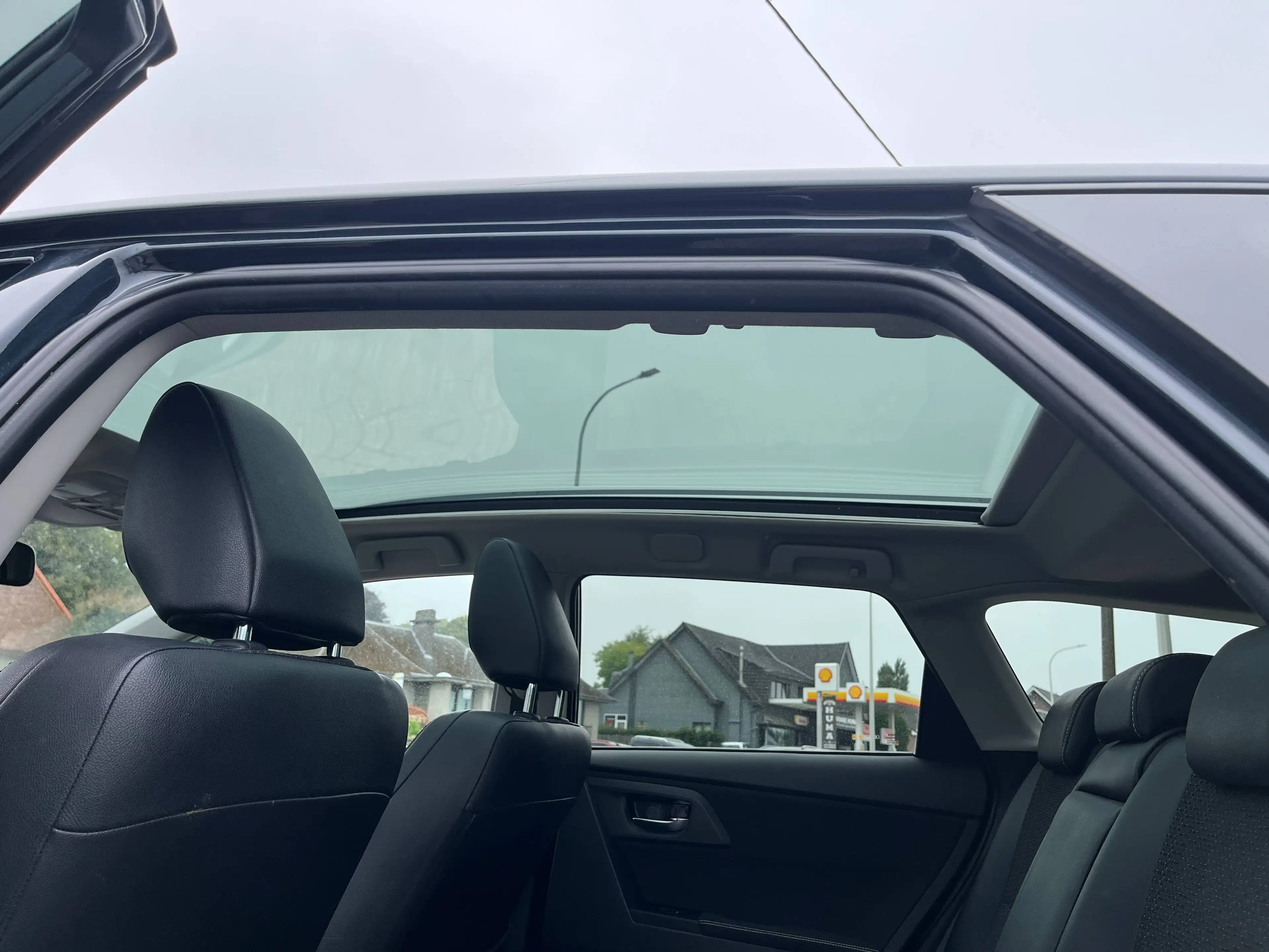 Toyota Auris Auris SW HEV 1.8i HSD Premium CVT — photo 15