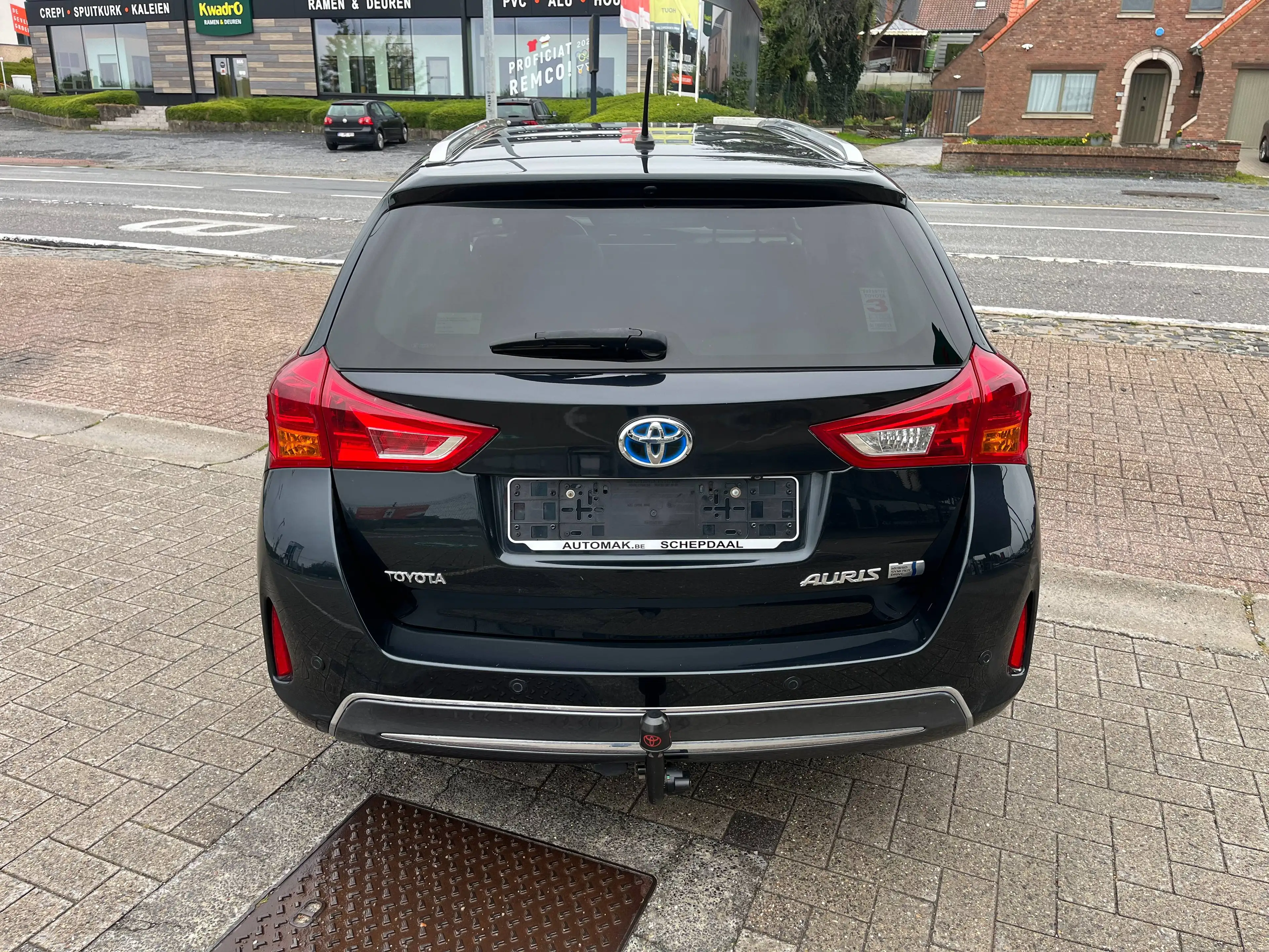 Toyota Auris Auris SW HEV 1.8i HSD Premium CVT — photo 3