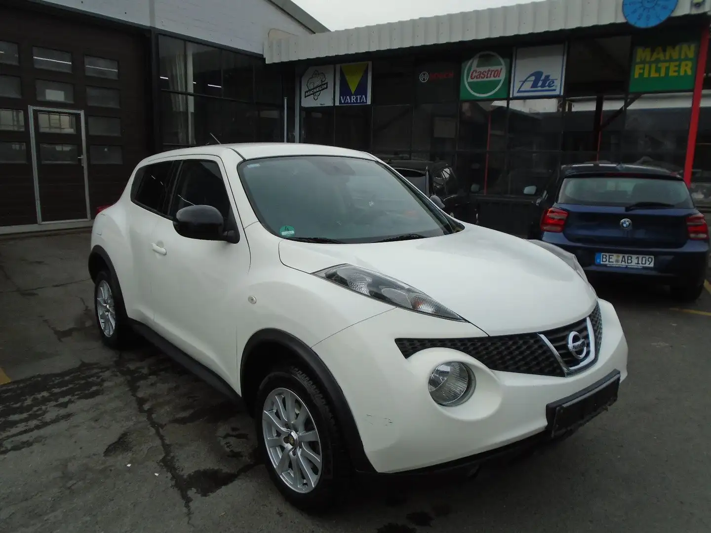 Nissan Juke 1.6  Navi Kamera - 1