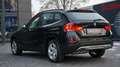 BMW X1 2.0 i/A*STEP*Bi-XENON*NAVI*LEDER*PANO* Schwarz - thumbnail 2