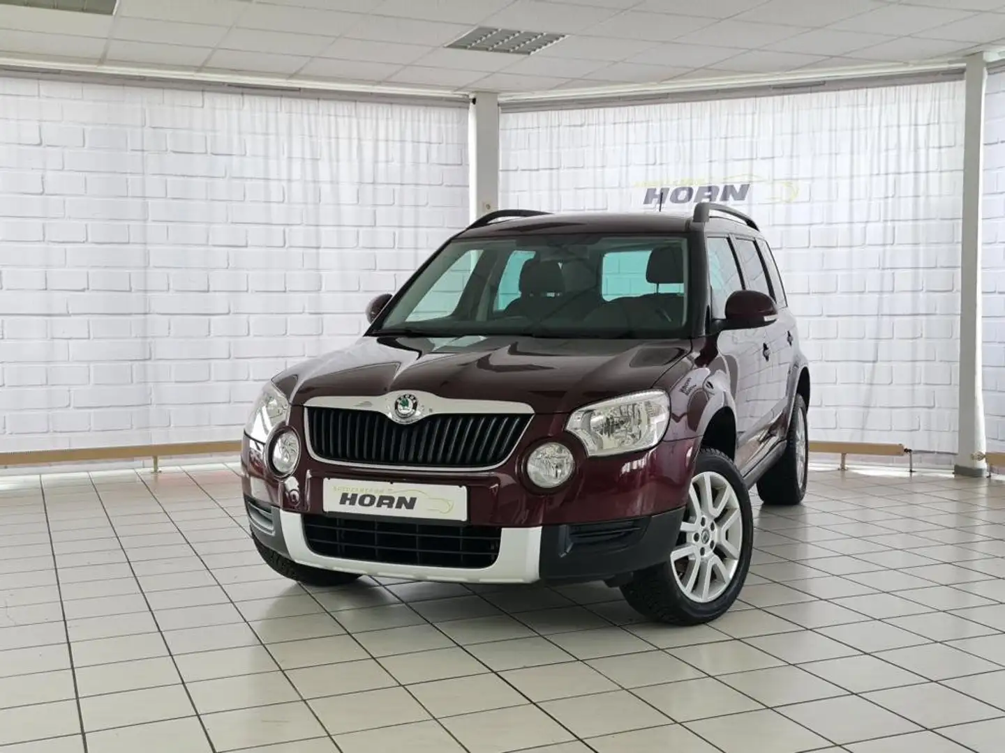 Skoda Yeti Ambition Plus Edition crvena - 1