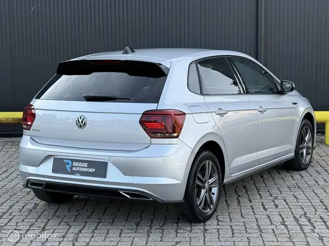 Volkswagen Polo view 3