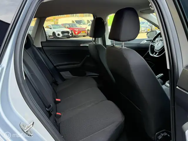 Volkswagen Polo view 23