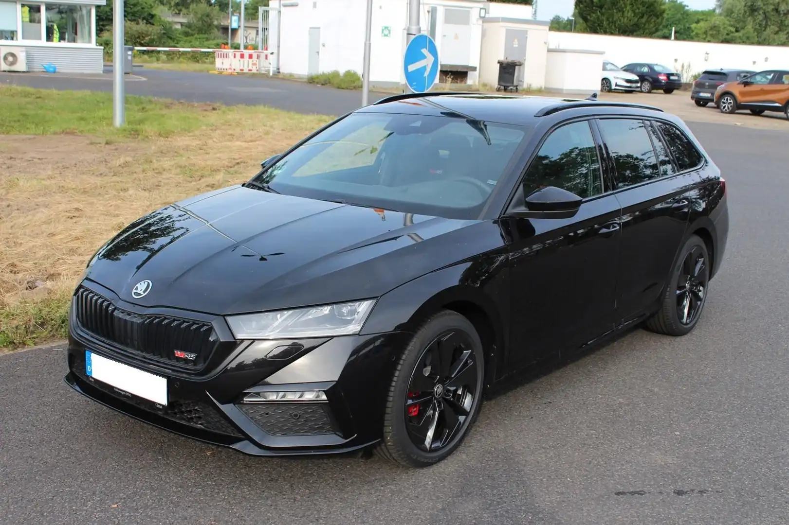 Skoda Octavia Combi RS 2.0 TDI DSG 4x4 *HUD*AHK*pACC* Noir - 1