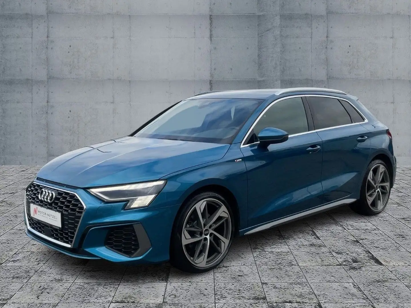 Audi A3 40 TDI QU S-LINE MATRIX+NAV+B&O+RFK Blau - 2