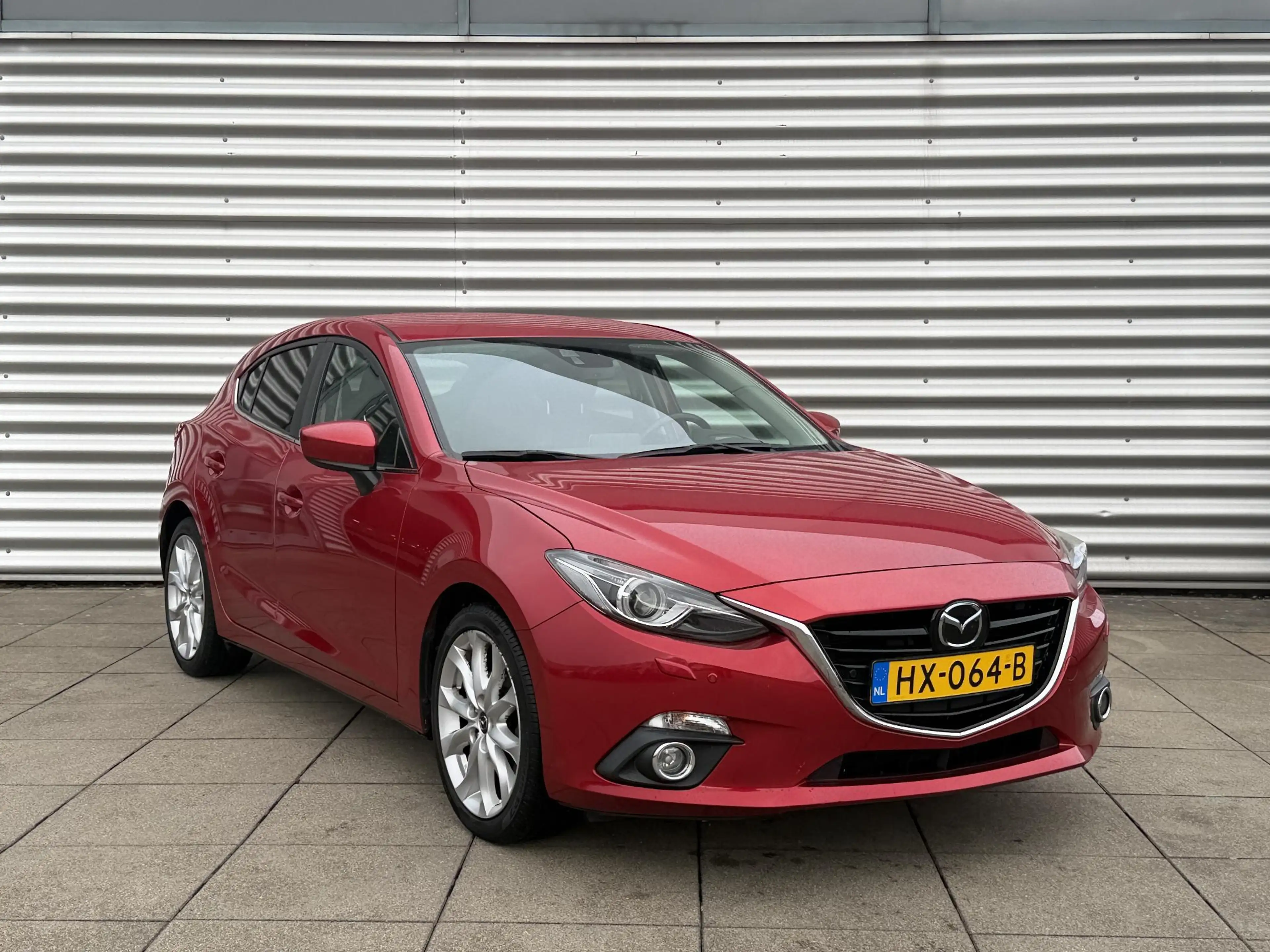 Mazda 3 2.0 GT-M Navigatie | Leder | Elektrische Stoelen | — photo 2