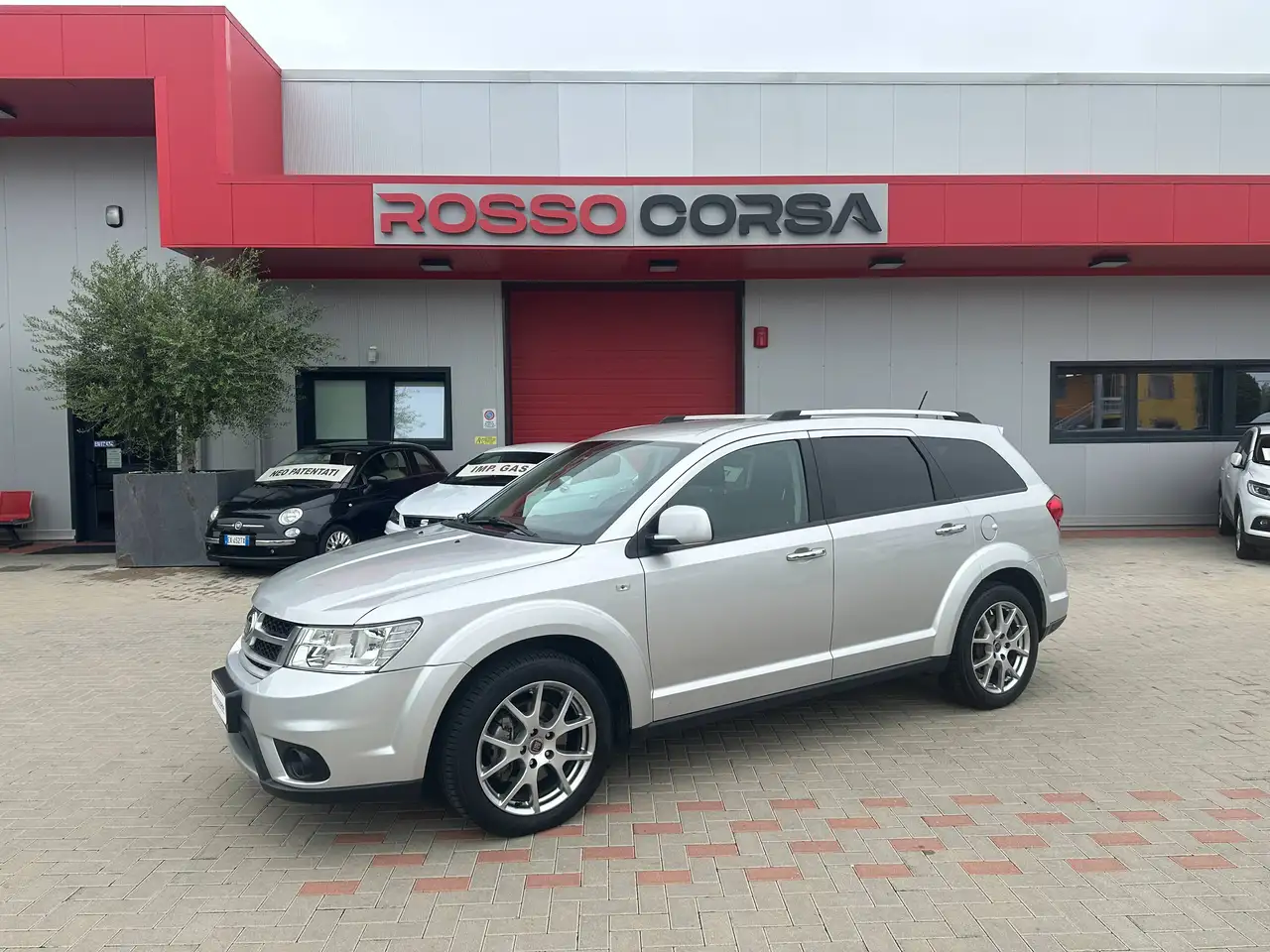 Fiat Freemont 2.0 MJT 170 Lounge 4x4 | 170 ch | BVA | 7 places | Cuir | GPS | Sièges chauffants | Caméra de recul