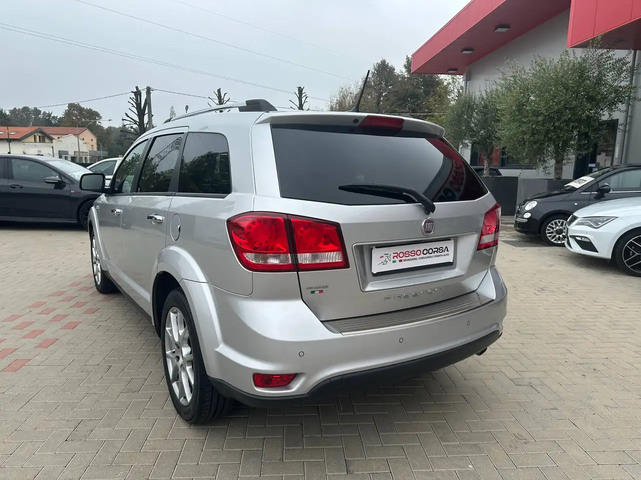 Fiat Freemont 2.0 MJT 170 Lounge 4x4 | 170 ch | BVA | 7 places | Cuir | GPS | Sièges chauffants | Caméra de recul
