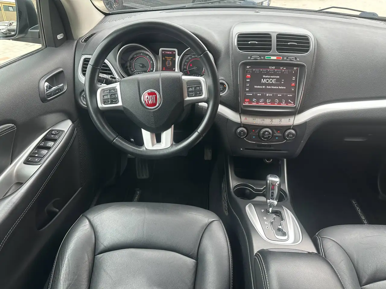 Fiat Freemont 2.0 MJT 170 Lounge 4x4 | 170 ch | BVA | 7 places | Cuir | GPS | Sièges chauffants | Caméra de recul