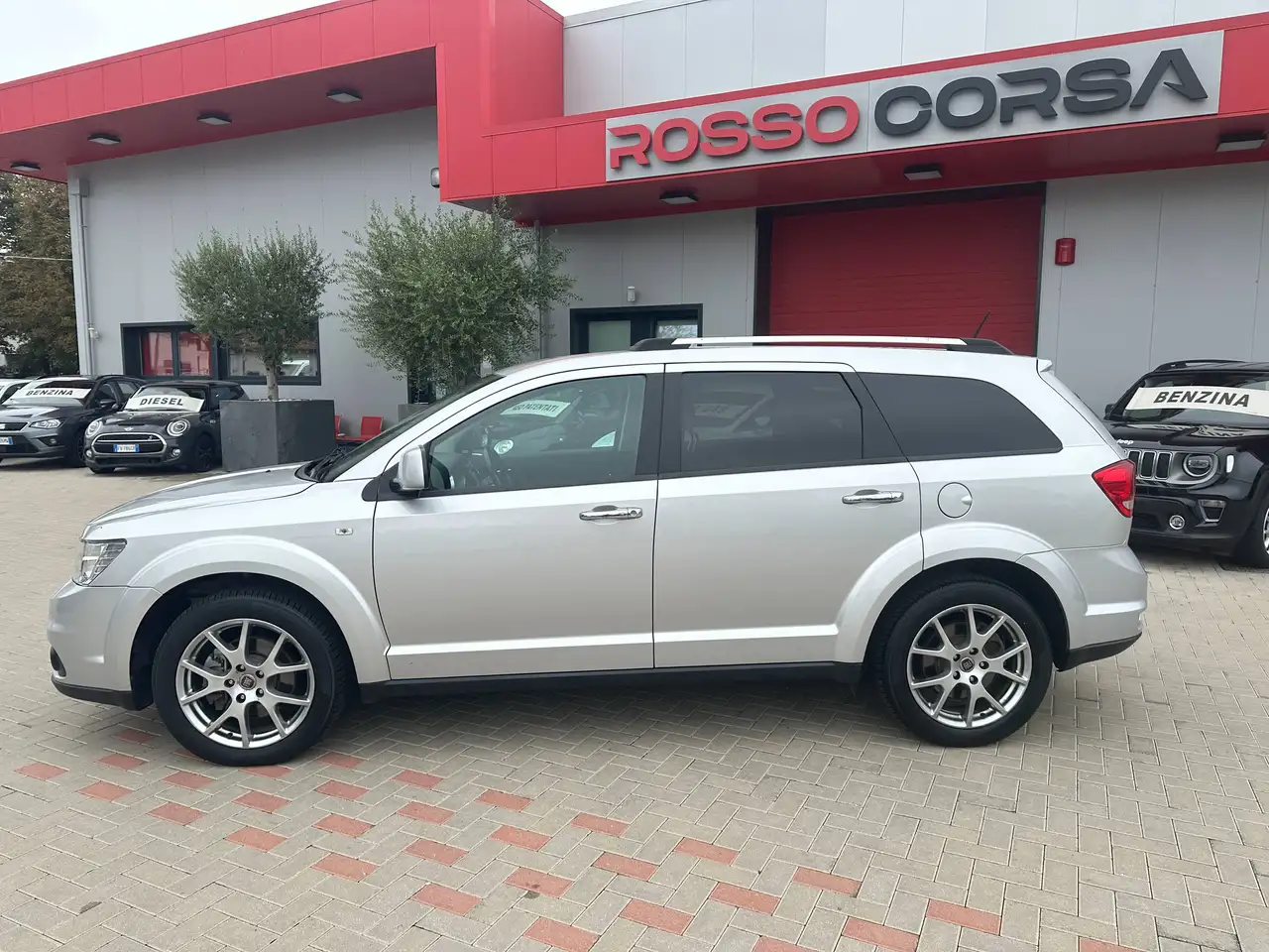 Fiat Freemont 2.0 MJT 170 Lounge 4x4 | 170 ch | BVA | 7 places | Cuir | GPS | Sièges chauffants | Caméra de recul