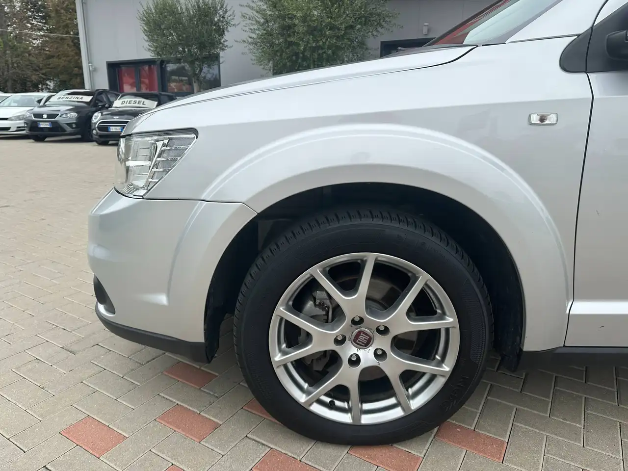 Fiat Freemont 2.0 MJT 170 Lounge 4x4 | 170 ch | BVA | 7 places | Cuir | GPS | Sièges chauffants | Caméra de recul