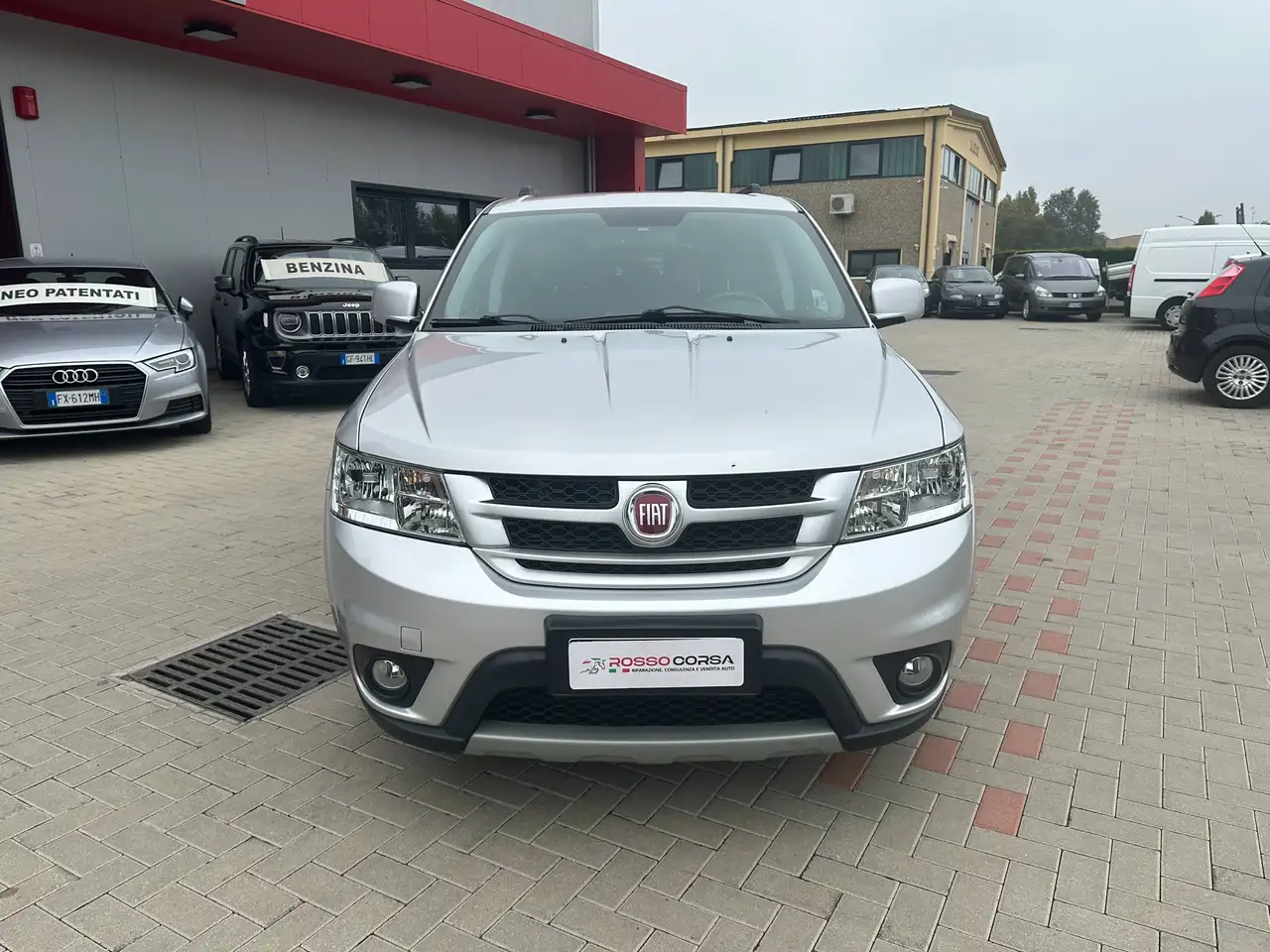 Fiat Freemont 2.0 MJT 170 Lounge 4x4 | 170 ch | BVA | 7 places | Cuir | GPS | Sièges chauffants | Caméra de recul