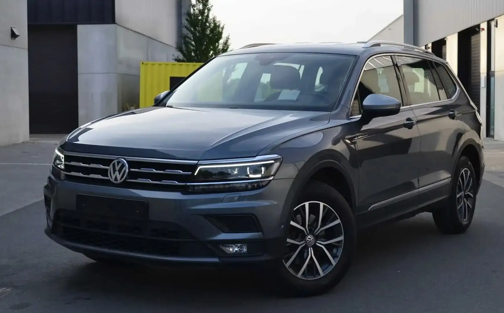 Volkswagen Tiguan Allspace 2.0 TDi 4Motion 150cv Comfortline DSG 7 Places Grijs - 1