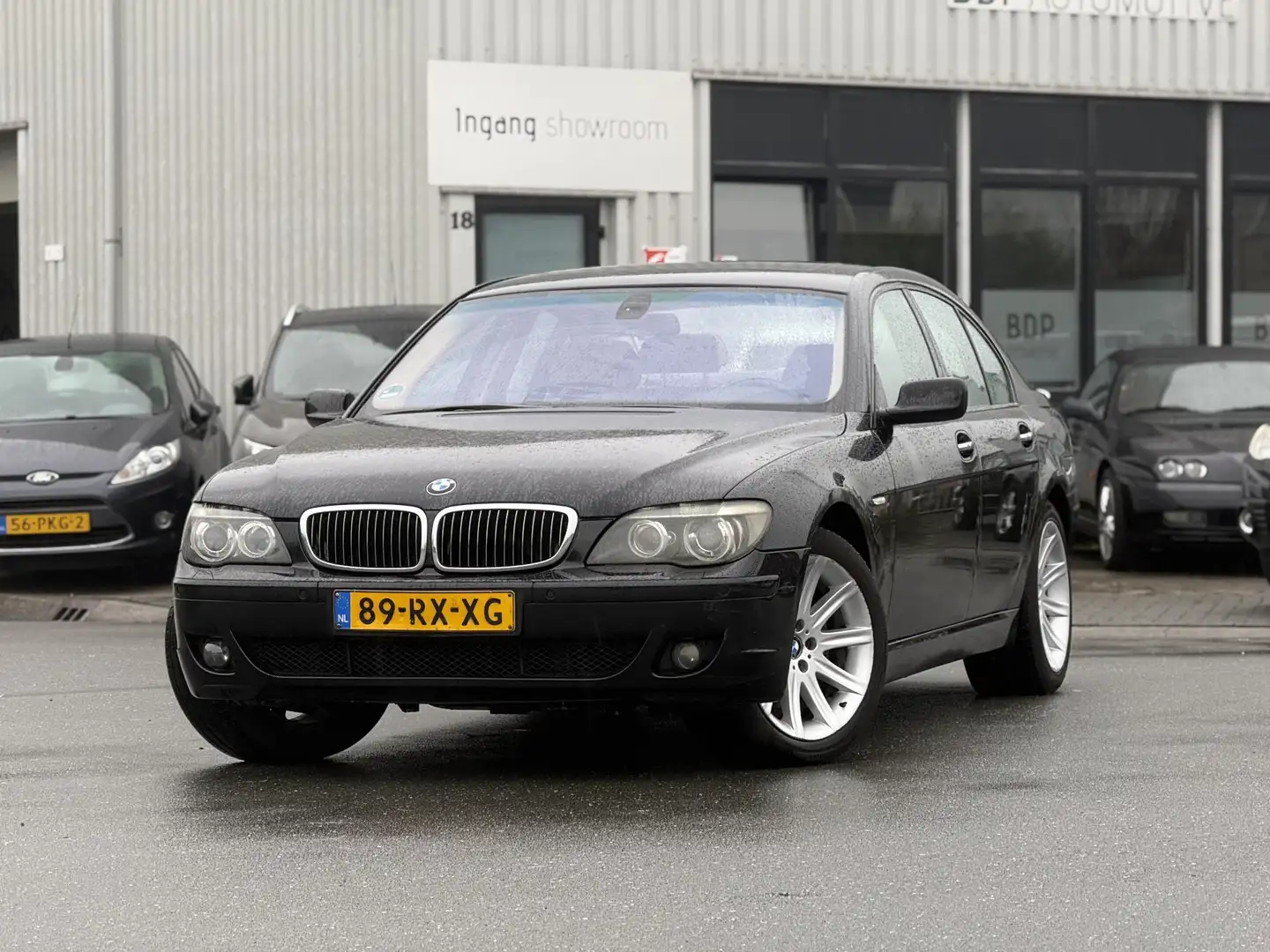 BMW 750 7-serie 750i Edition NL AUTO Zwart - 2