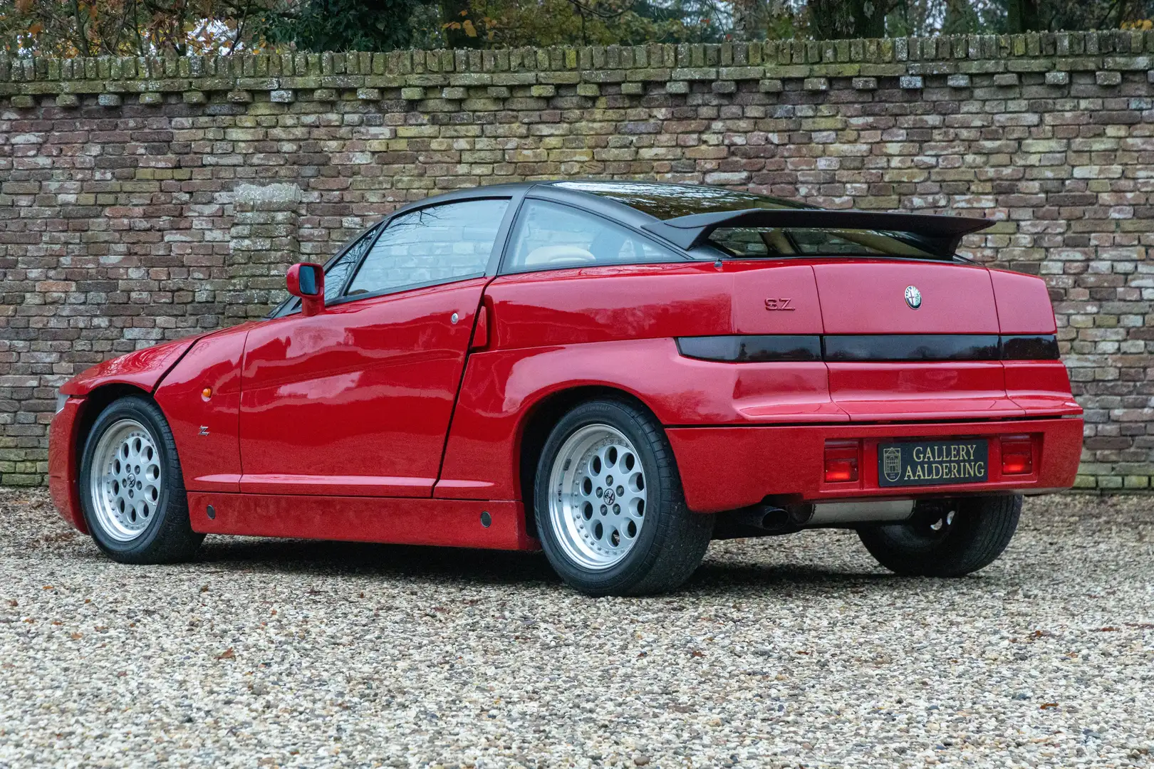 Alfa Romeo SZ "Il mostro 0843" A Swiss SZ ES30 by origin - Histo Rot - 2