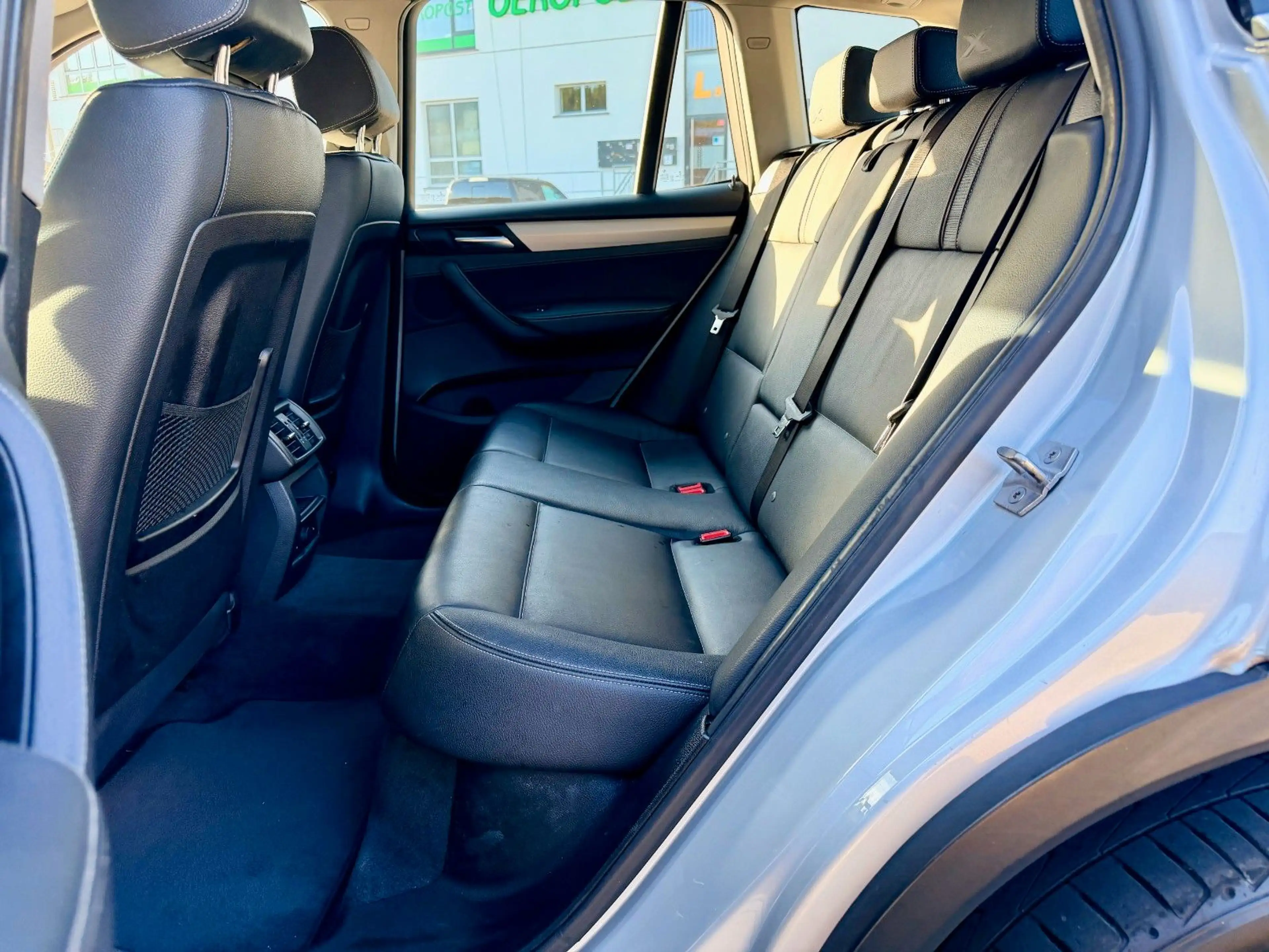 BMW X3 xDrive 20 d xLine Aut.*Navi*Leder* — photo 14