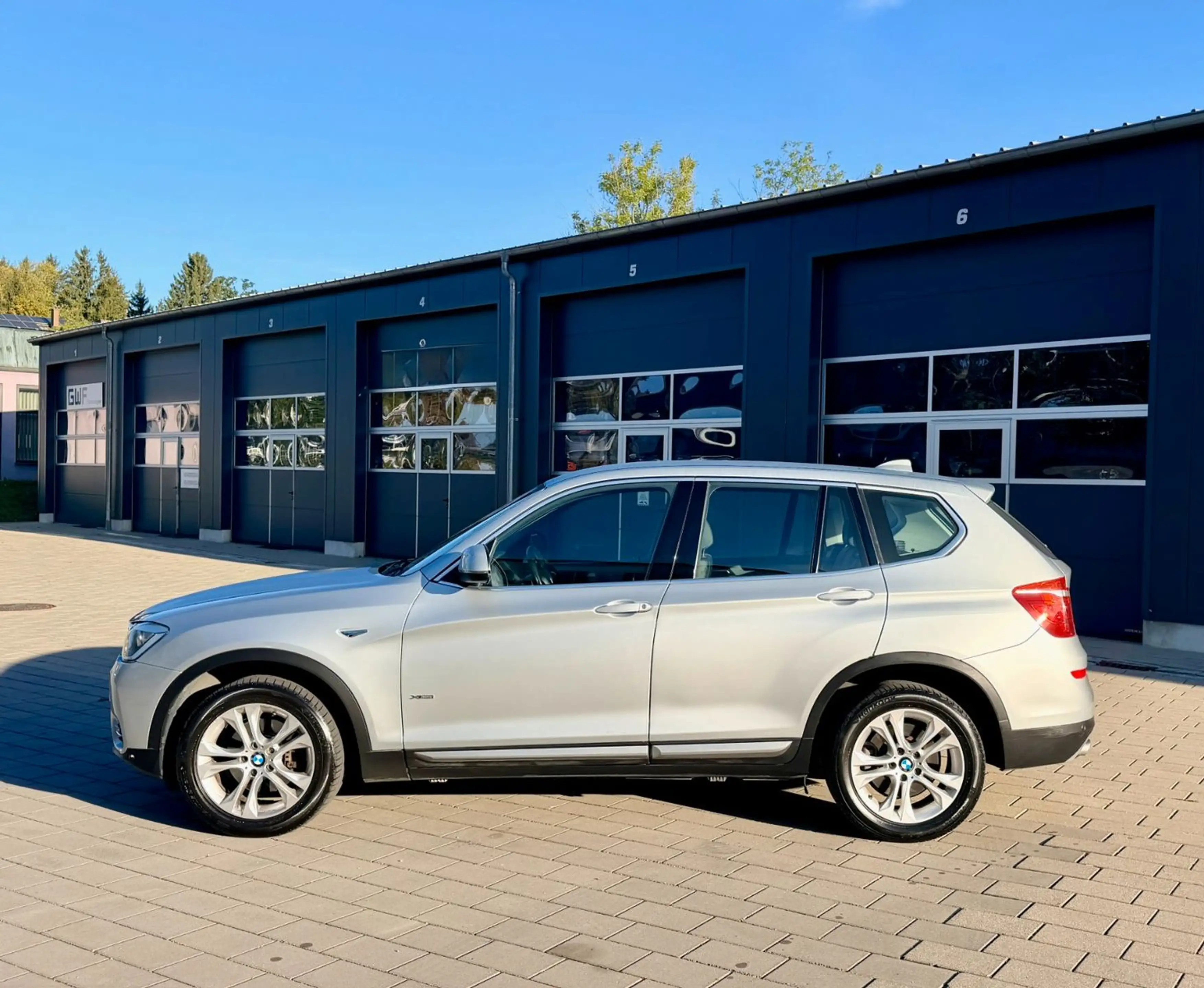 BMW X3 xDrive 20 d xLine Aut.*Navi*Leder* — photo 7