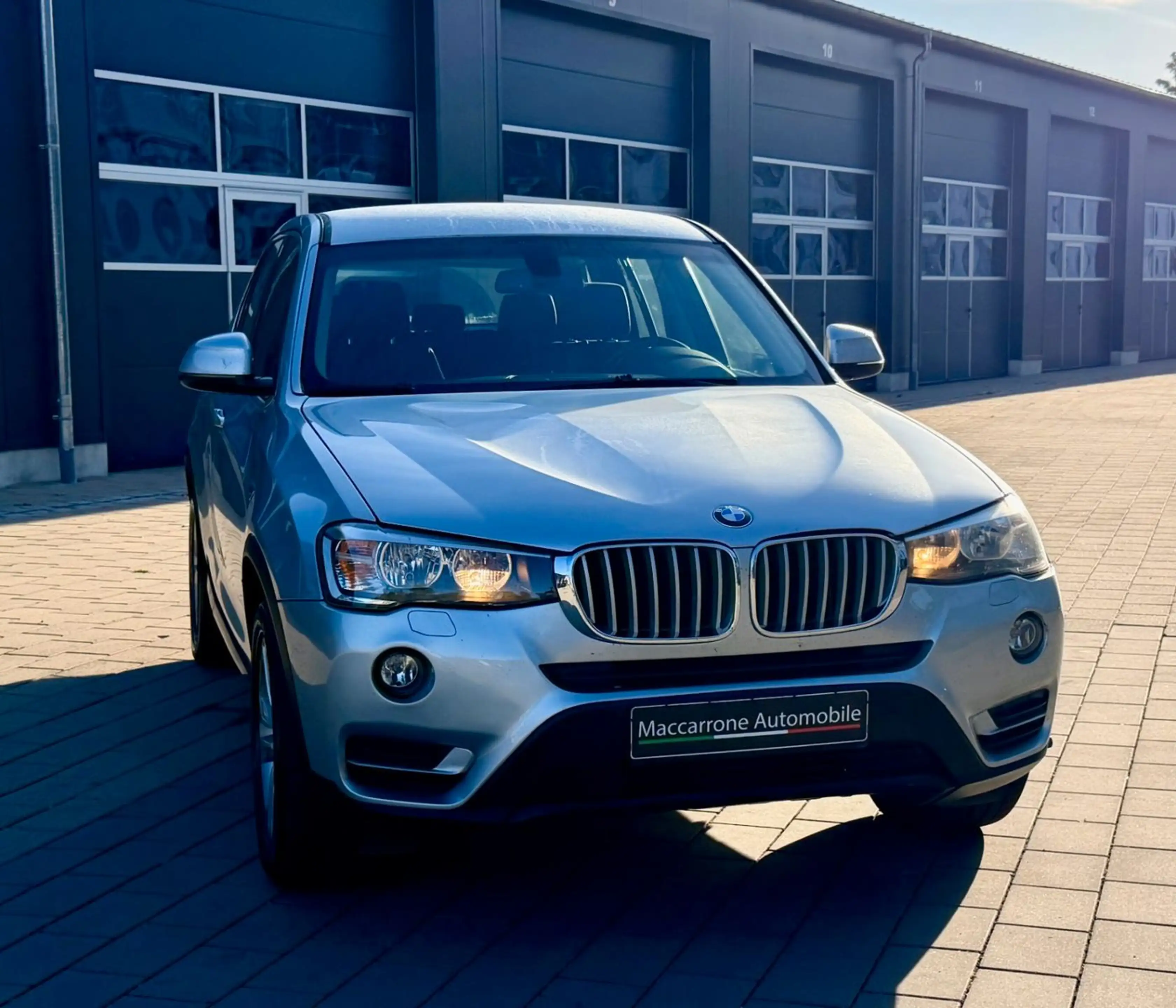 BMW X3 xDrive 20 d xLine Aut.*Navi*Leder*
