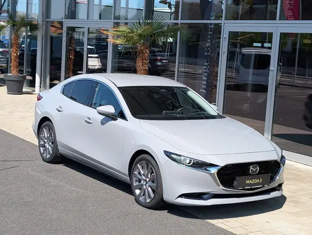 Mazda Mazda3 view 10