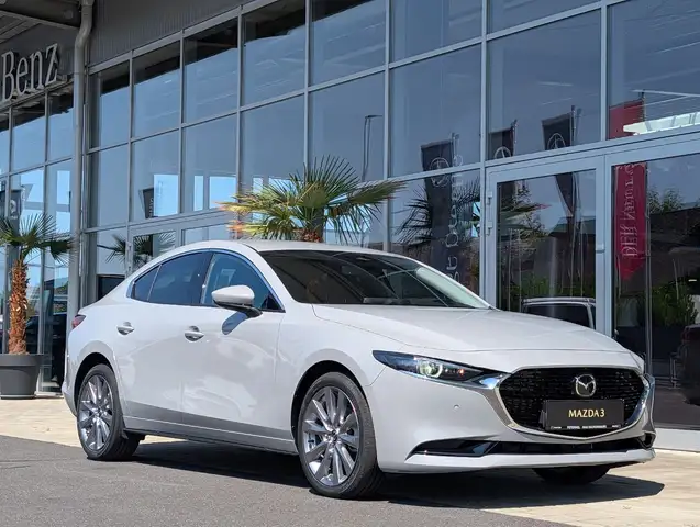 Mazda Mazda3 view 9
