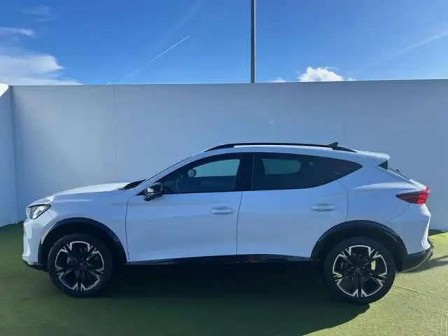 Cupra Formentor view 4