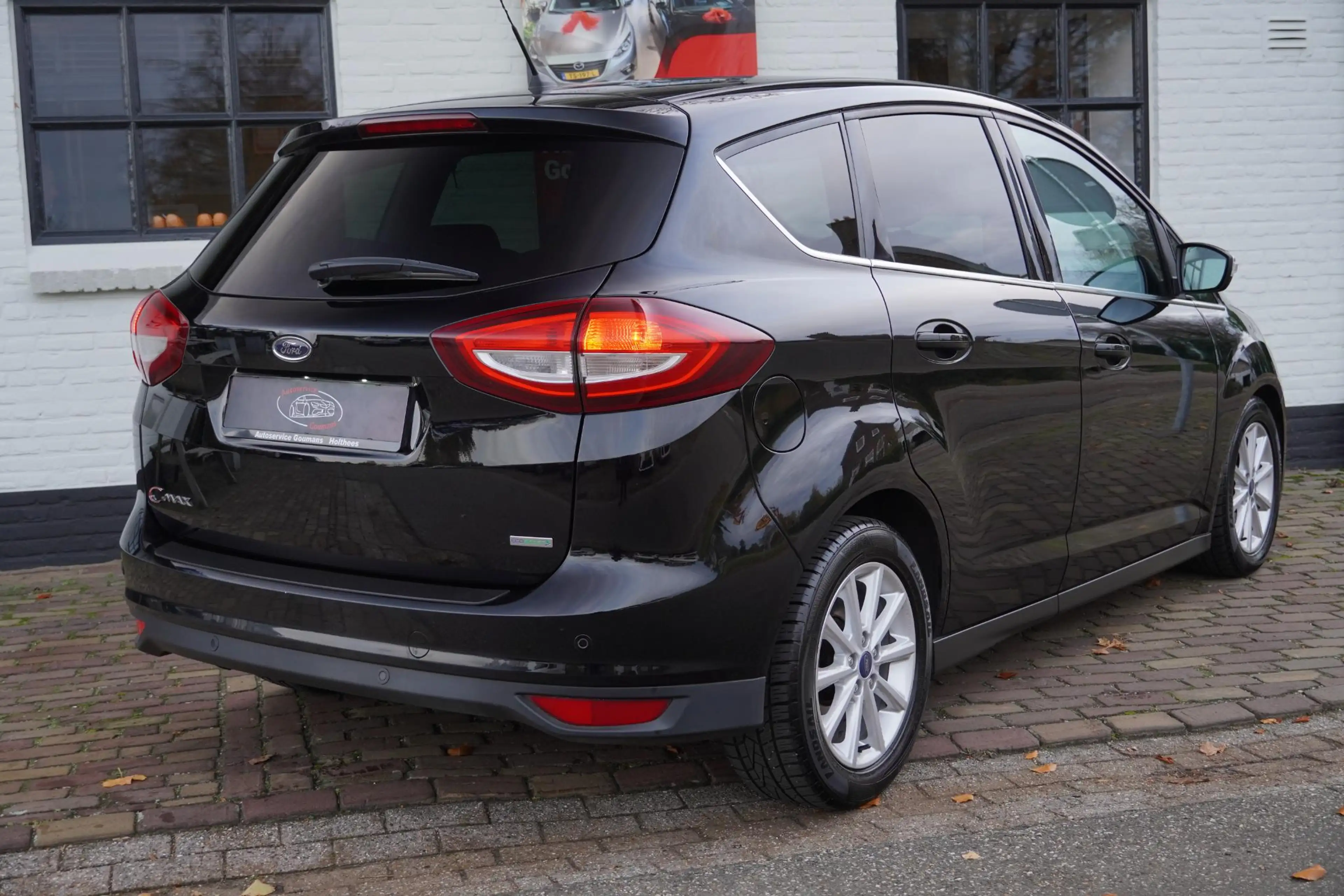 Ford C-Max 1.0 Titanium Navi Cruise PDC Nieuwe Distributierie — photo 11
