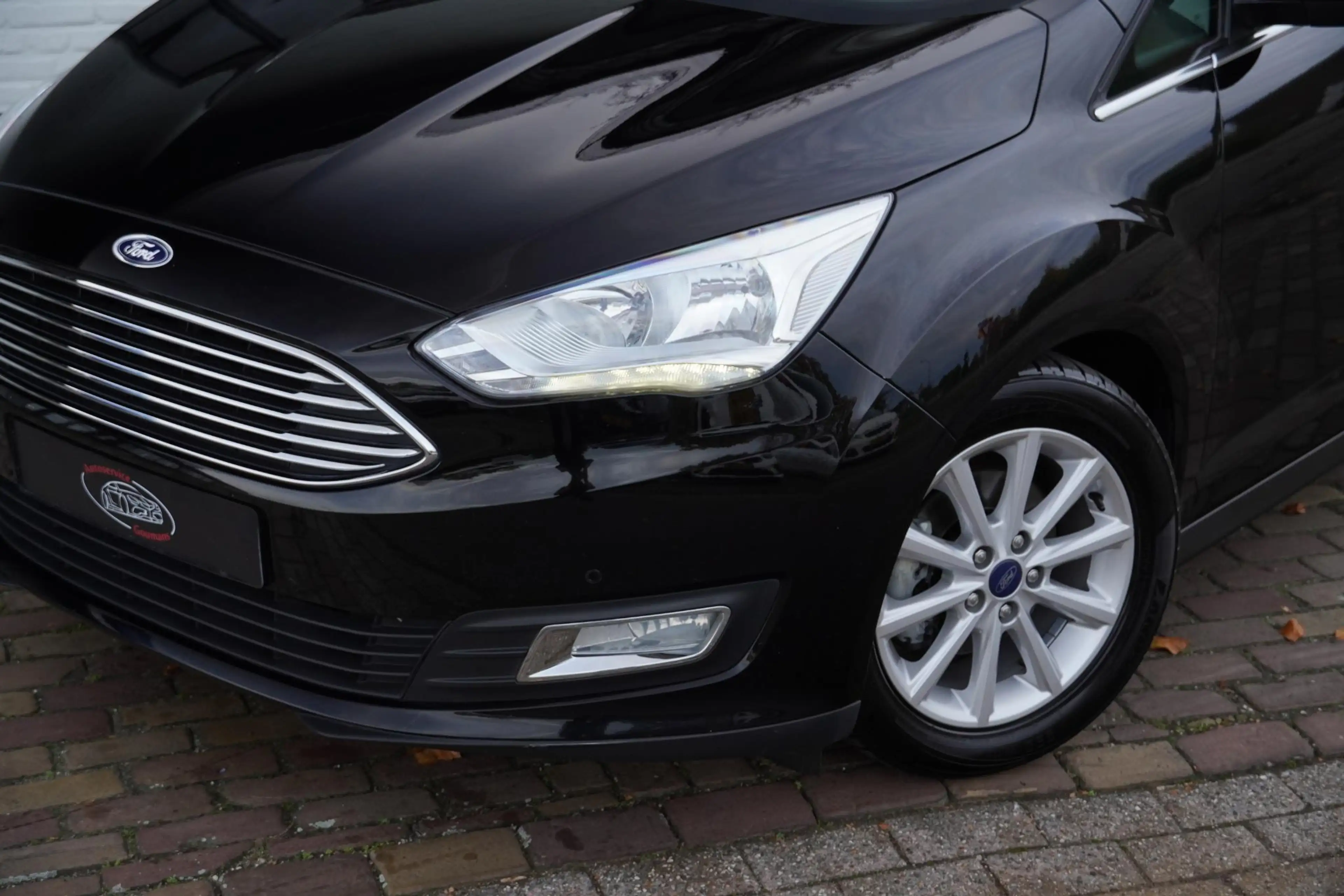 Ford C-Max 1.0 Titanium Navi Cruise PDC Nieuwe Distributierie — photo 10