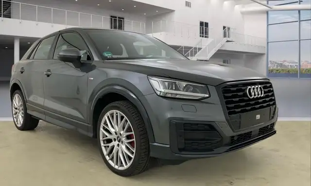 Audi Q2 35 TFSI S tr.sport* S Line+ Mega Ausstattung