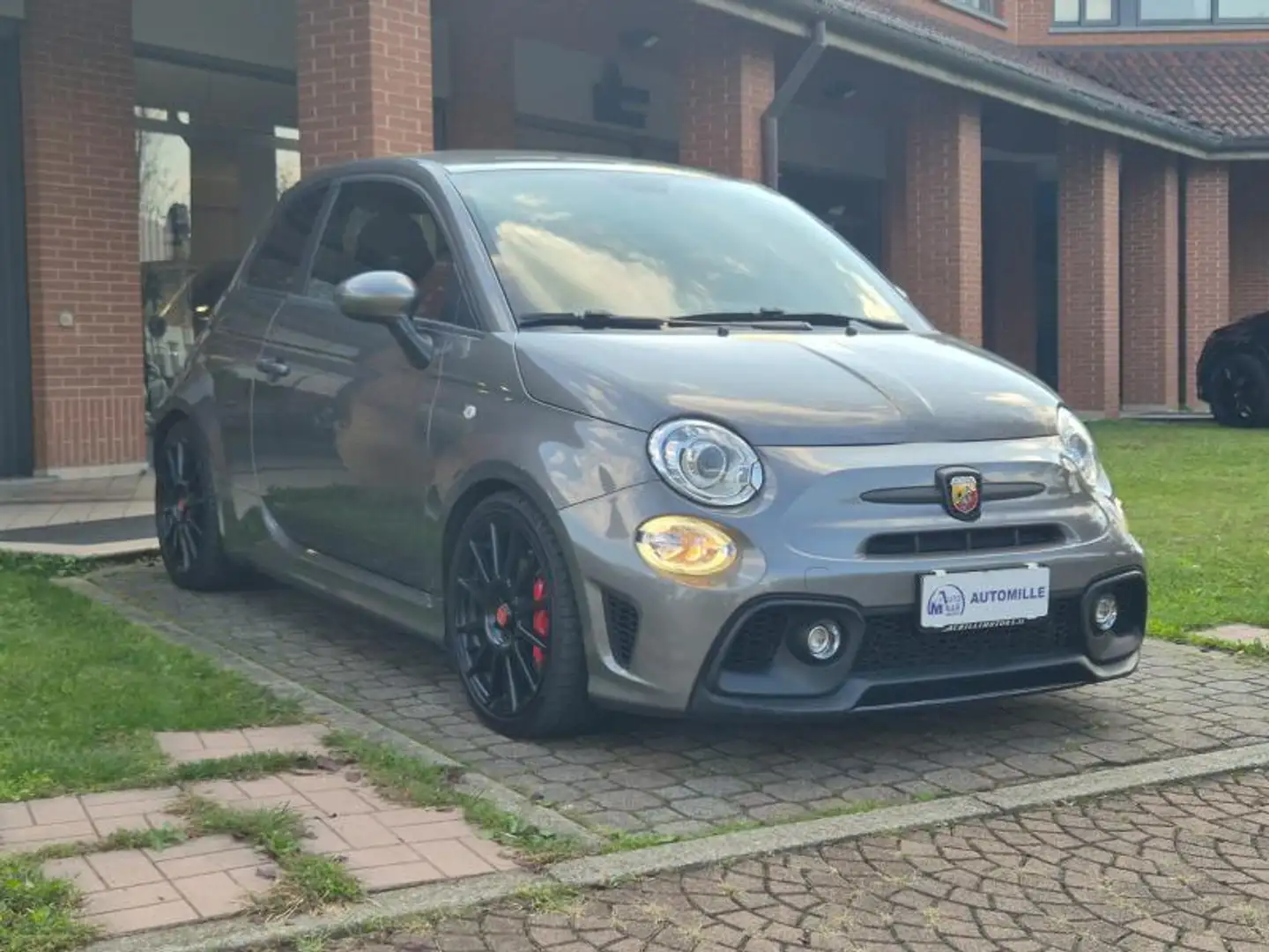 Abarth 595 1.4 t-jet Competizione 180cv Grigio - 2
