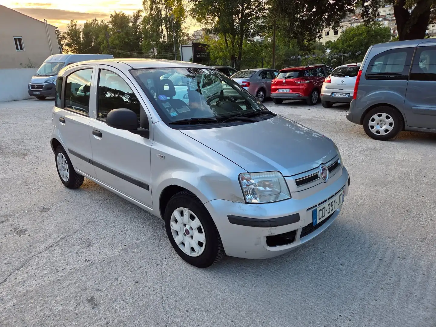 Fiat Panda Easy Gris - 1