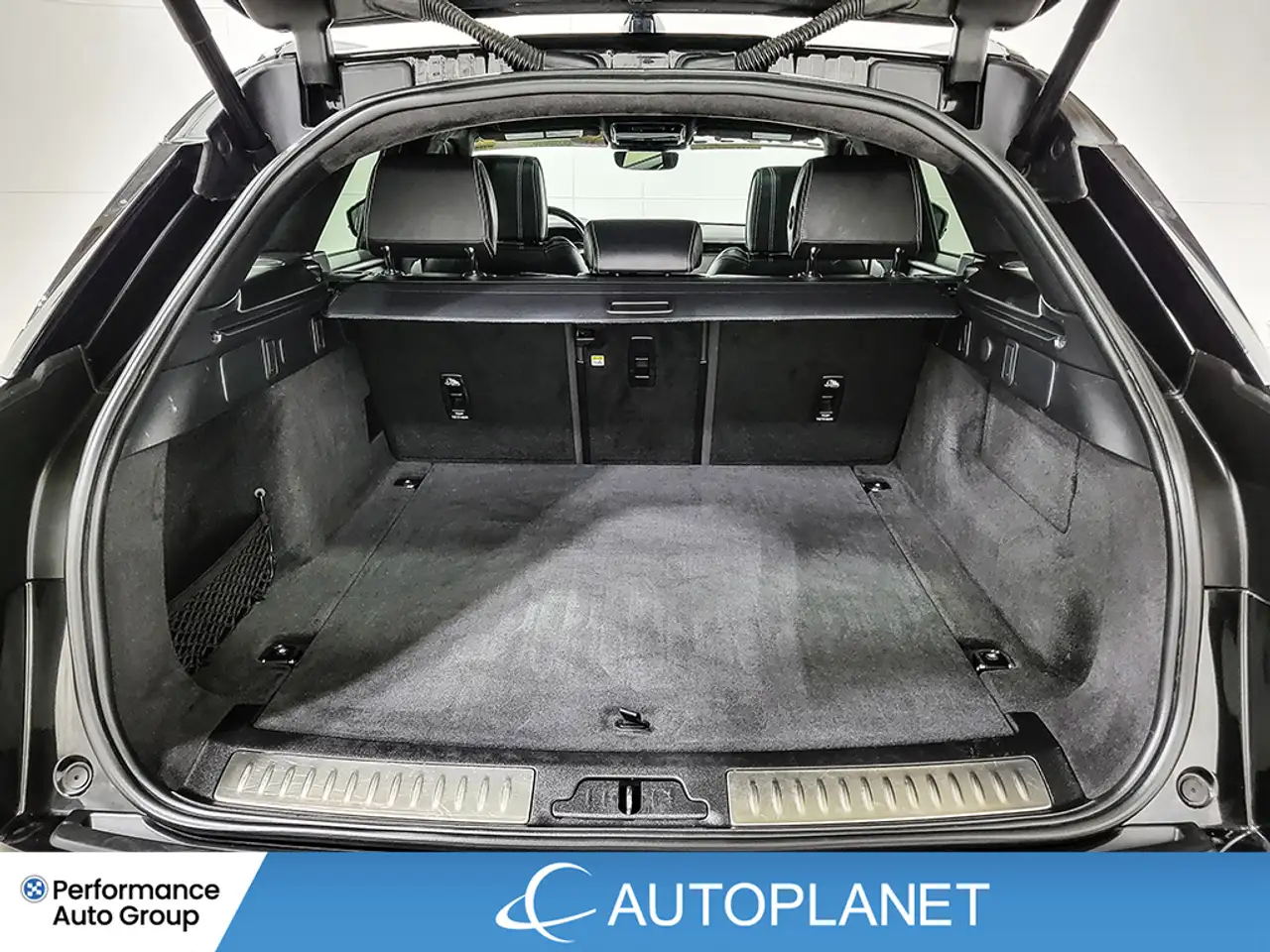 Land Rover Range Rover Velar снимка Land Rover Range Rover Velar