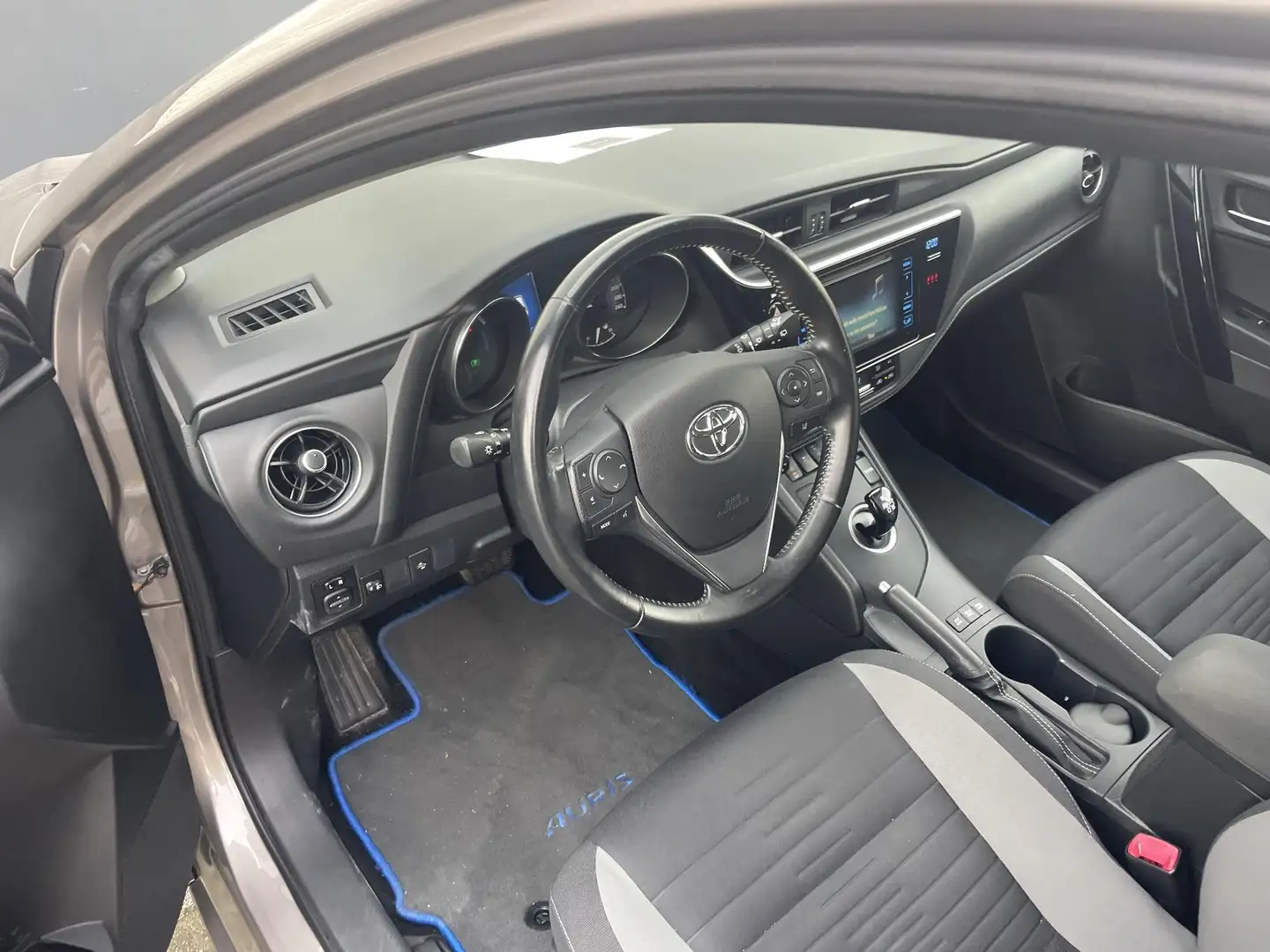 Toyota Auris 1.8 Hybrid Dynamic HB. | Afn Trekhaak | Marrone - 2