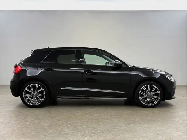 Audi A1 view 10