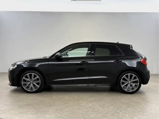 Audi A1 view 11