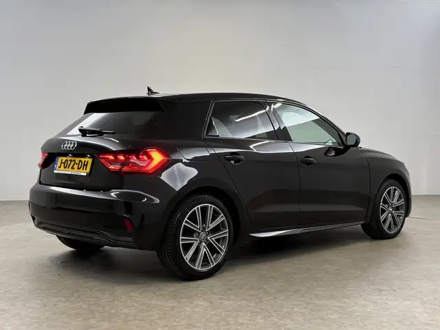 Audi A1 view 12