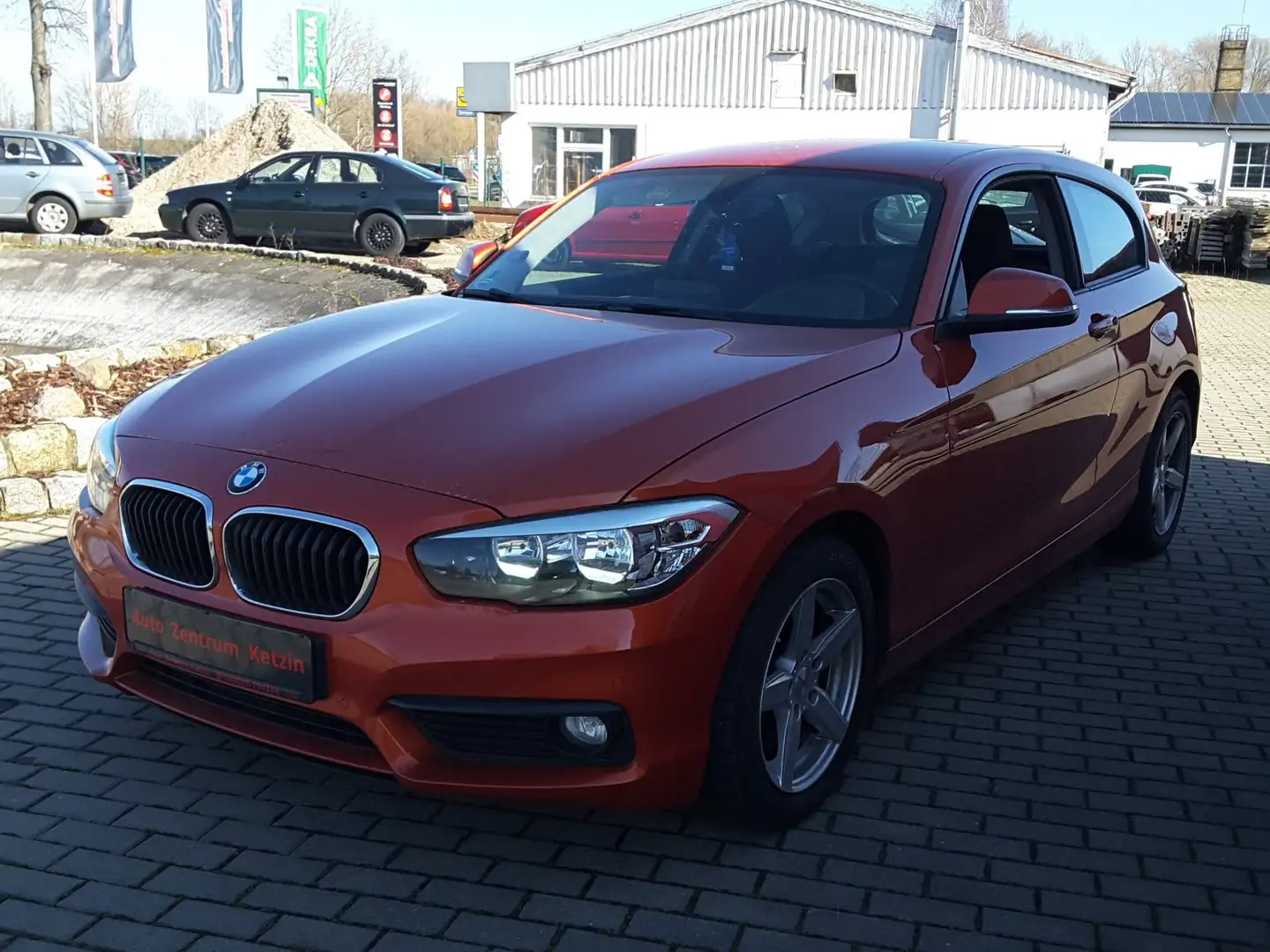 BMW 116 116 i Advantage Arancione - 1