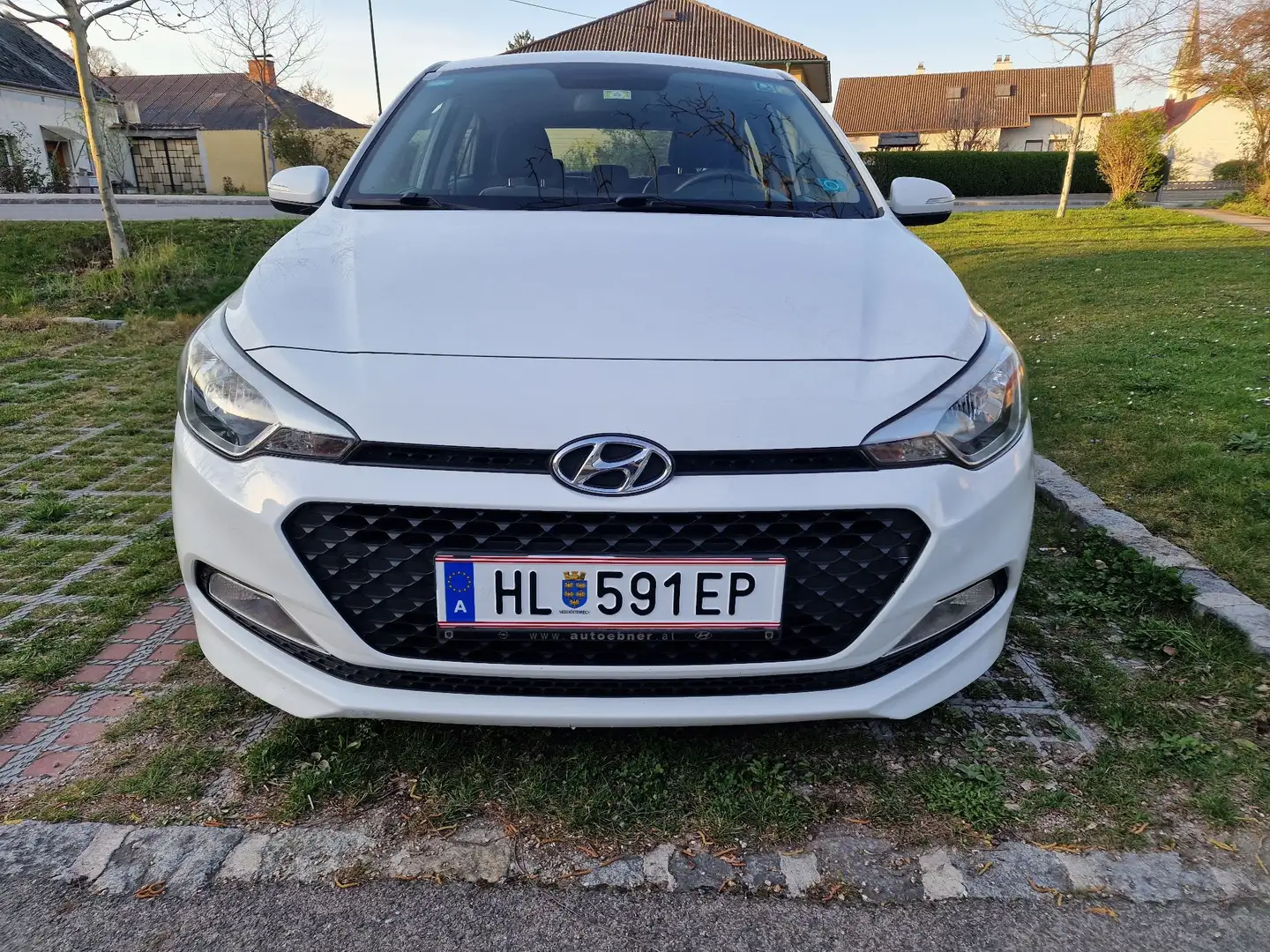 Hyundai i20 1.1 CRDi Trend - 1