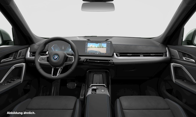 BMW X1 xDrive30e — photo 3